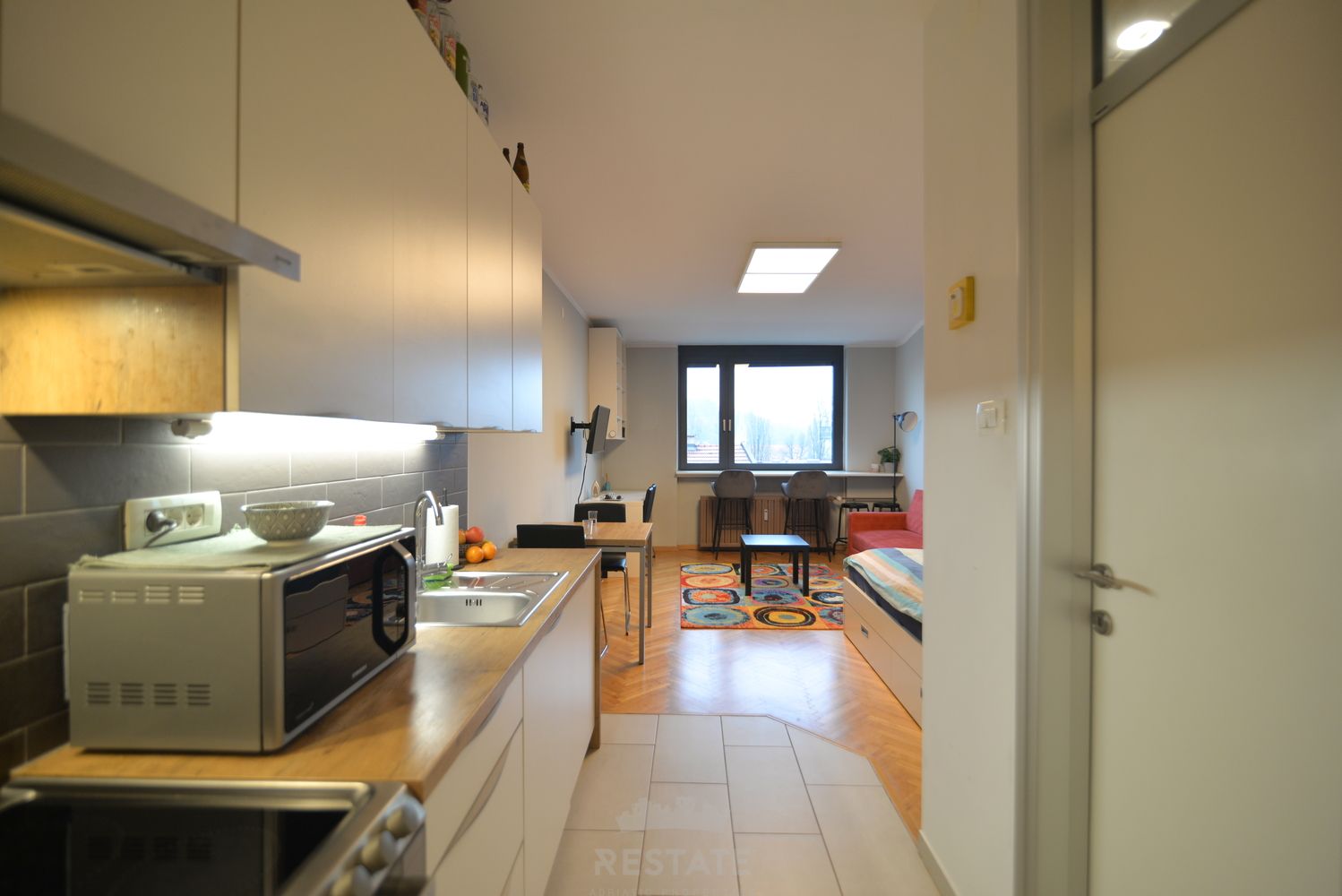 GARSONJERA, HIŠNI LJUBLJENČKI DOVOLJENI — Slovenska cesta 9A