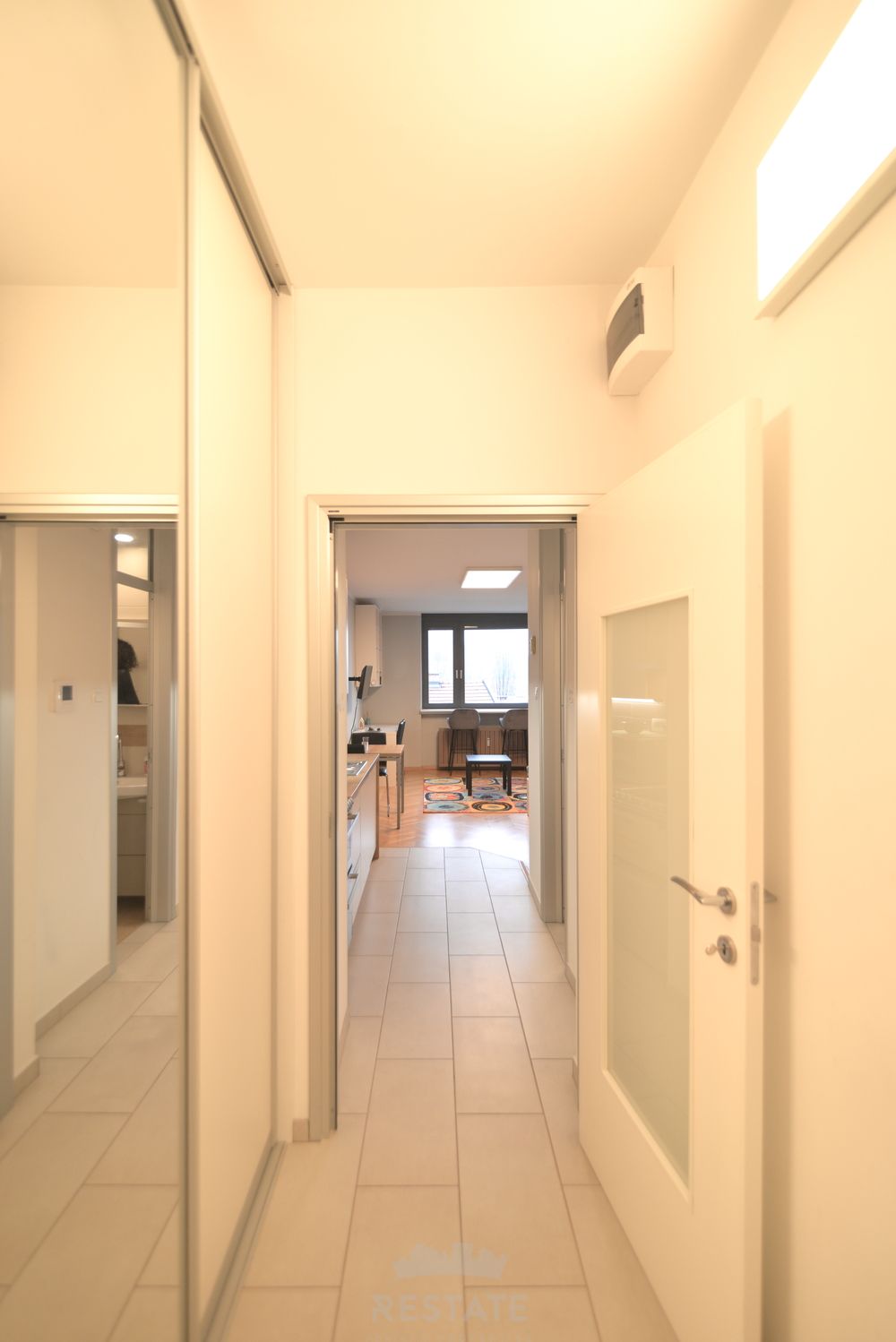 GARSONJERA, HIŠNI LJUBLJENČKI DOVOLJENI — Slovenska cesta 9A