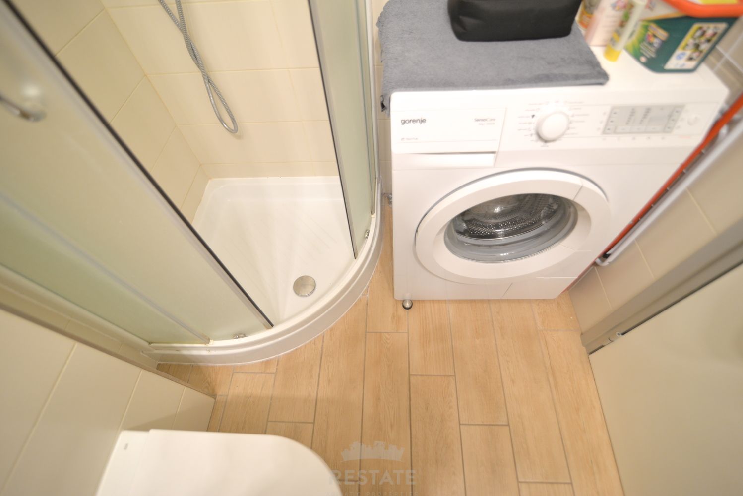 GARSONJERA, HIŠNI LJUBLJENČKI DOVOLJENI — Slovenska cesta 9A