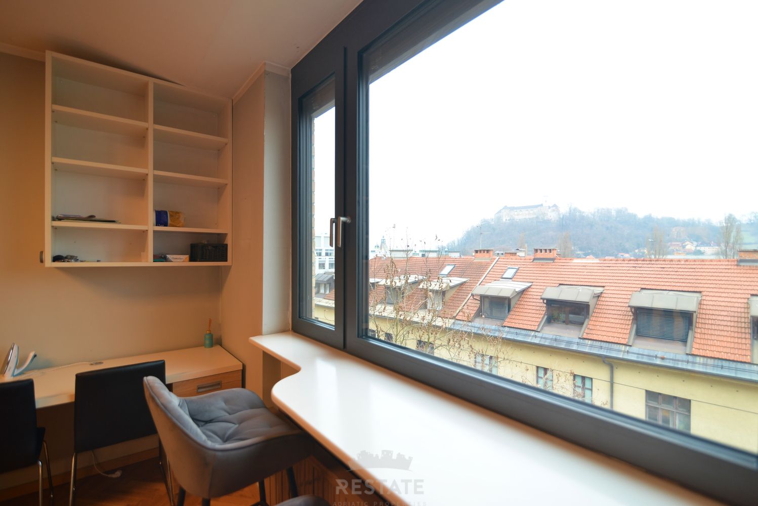 GARSONJERA, HIŠNI LJUBLJENČKI DOVOLJENI — Slovenska cesta 9A