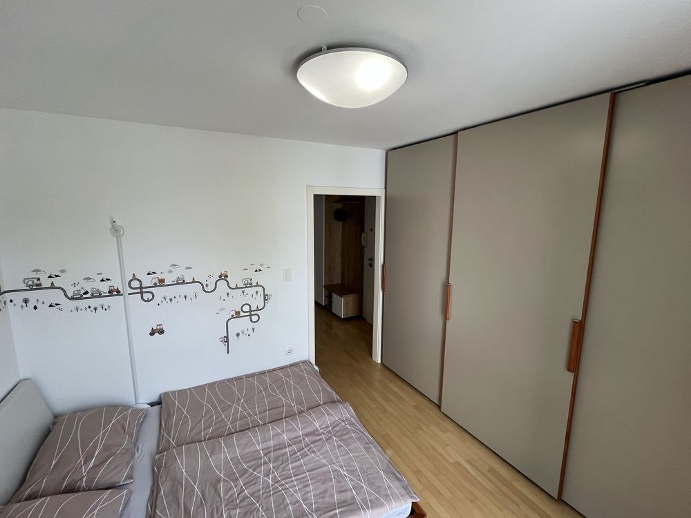 Prijetno 2-sobno, z divgalom, brez balkona, opremljeno — Topniška ulica 33c