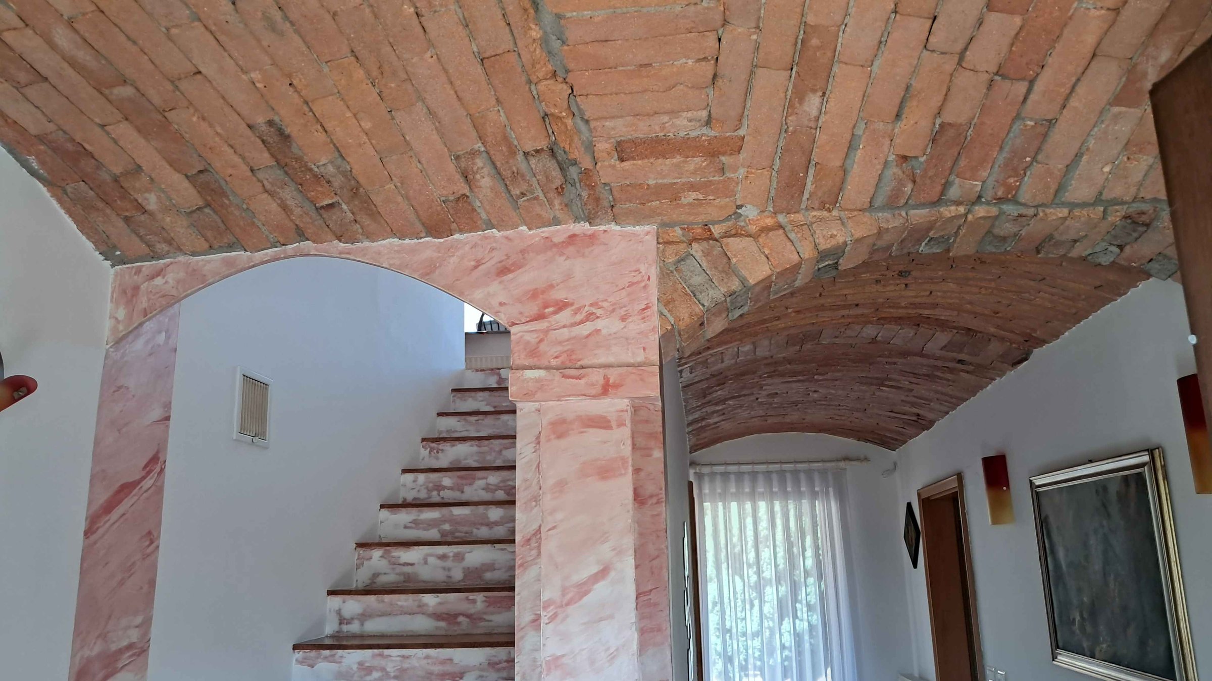 PRODAJA,HIŠA SAMOSTOJNA — Ulica 7. avgusta 12