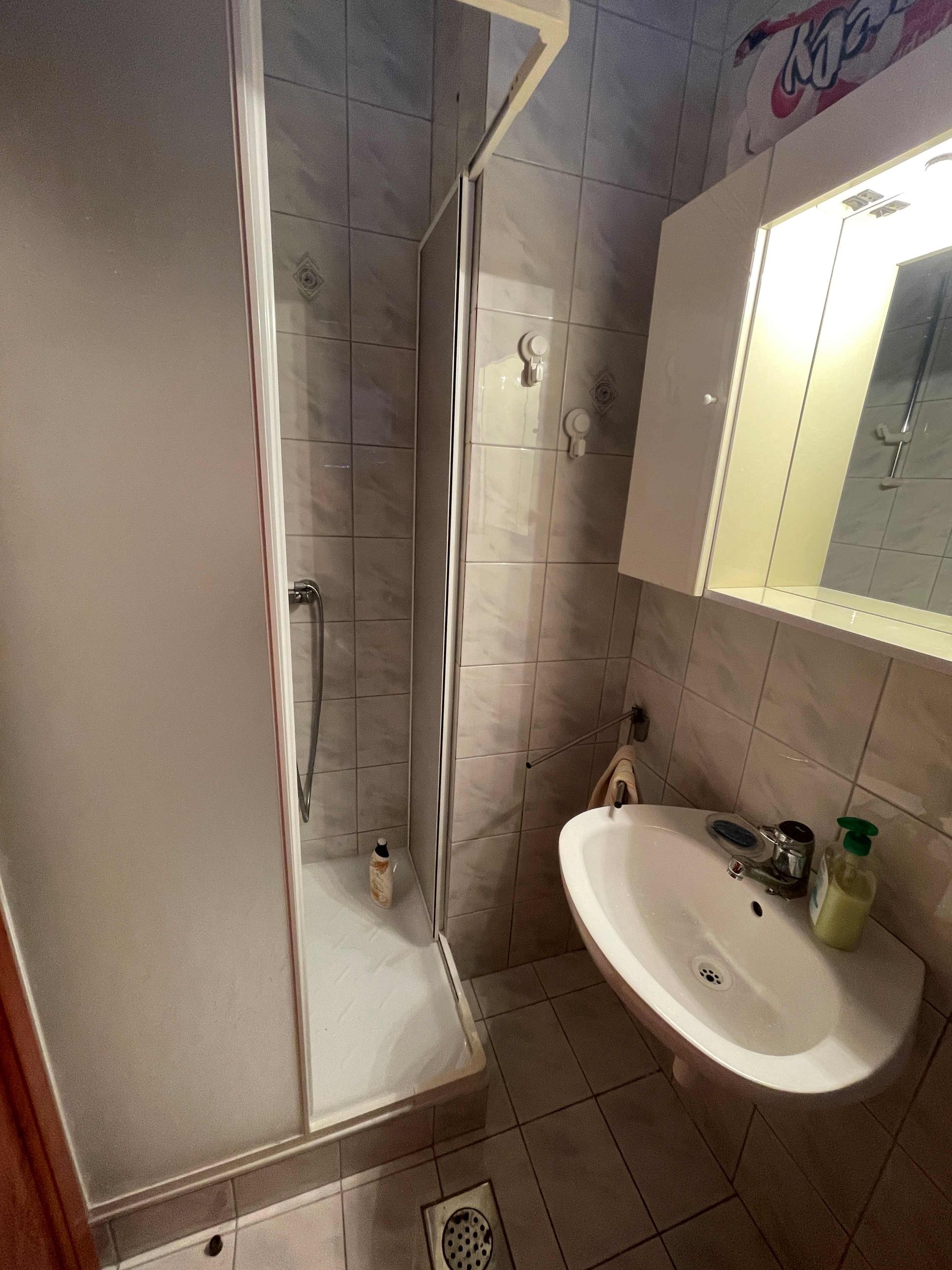 PRODAJA VIKEND DVOJČEK,BIVALEN