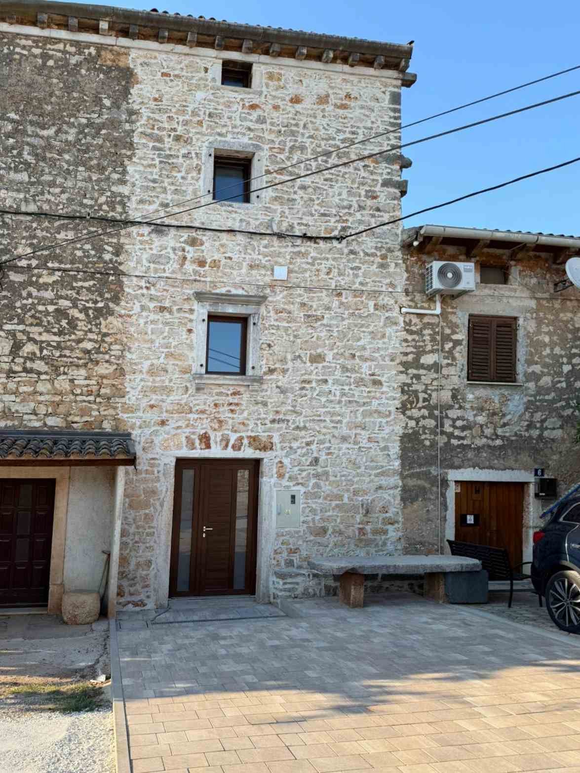 PRODAJA,KUČA ,GEDIĆI