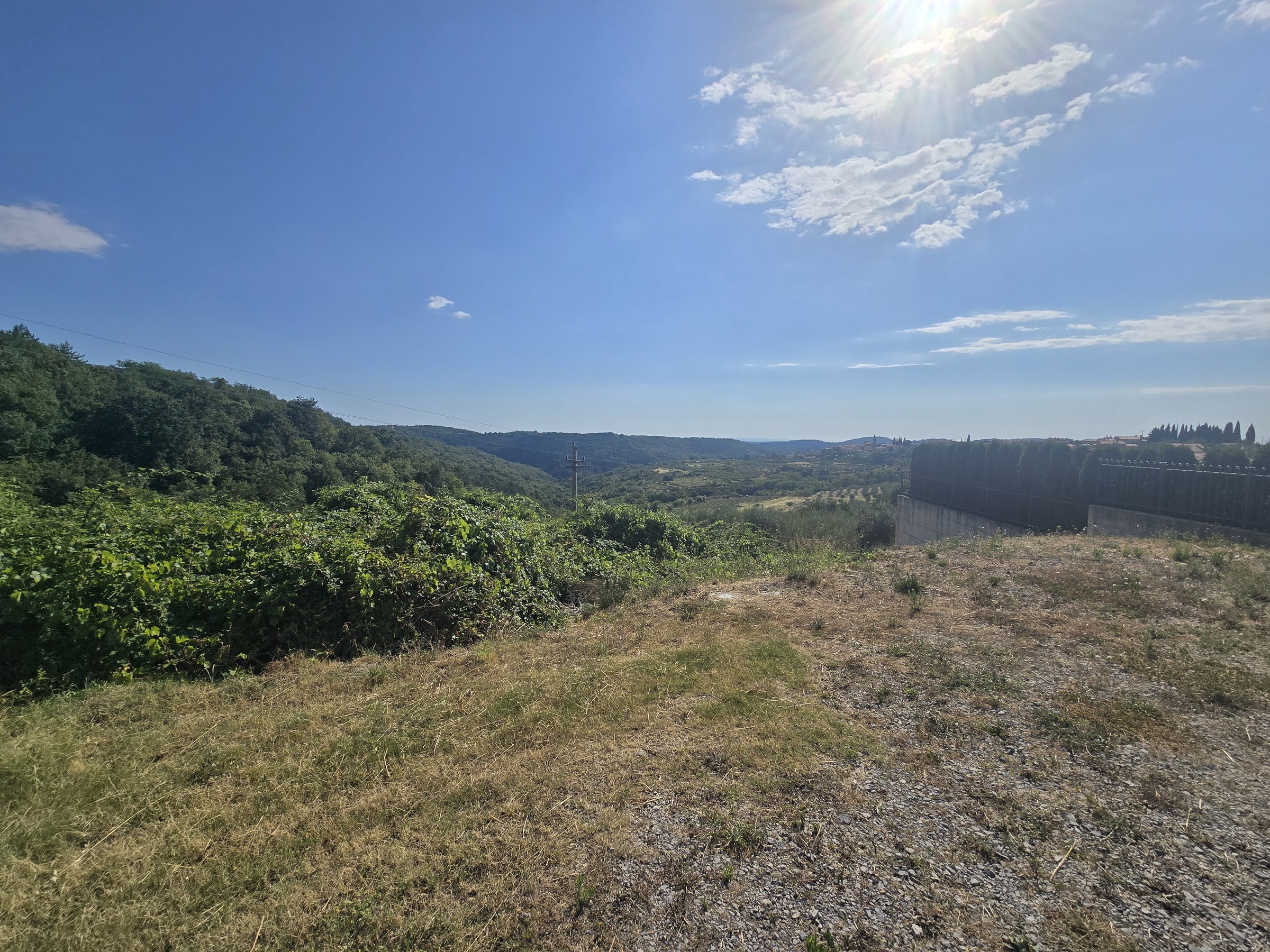 PRODAJA,POSEST,ZAZIDLJIVA
