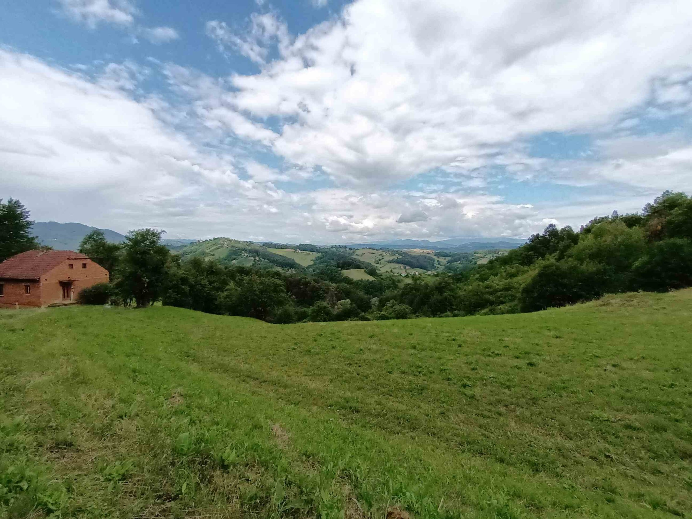 PRODAJA,POSEST,KMETIJA — Koordinate 46.176563, 15.648881
