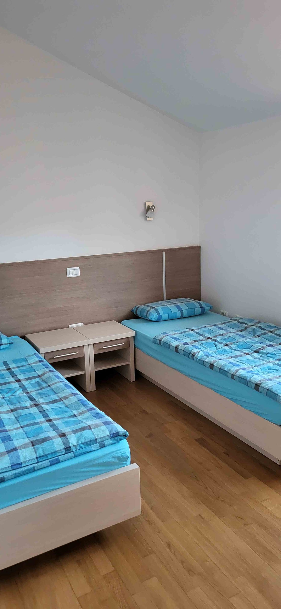 PRODAJA,HIŠA,VRSTNA
