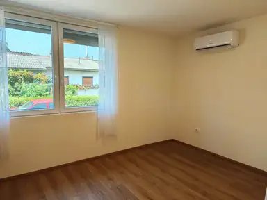 PRODAJA,STANOVANJE2,5 SOBNO