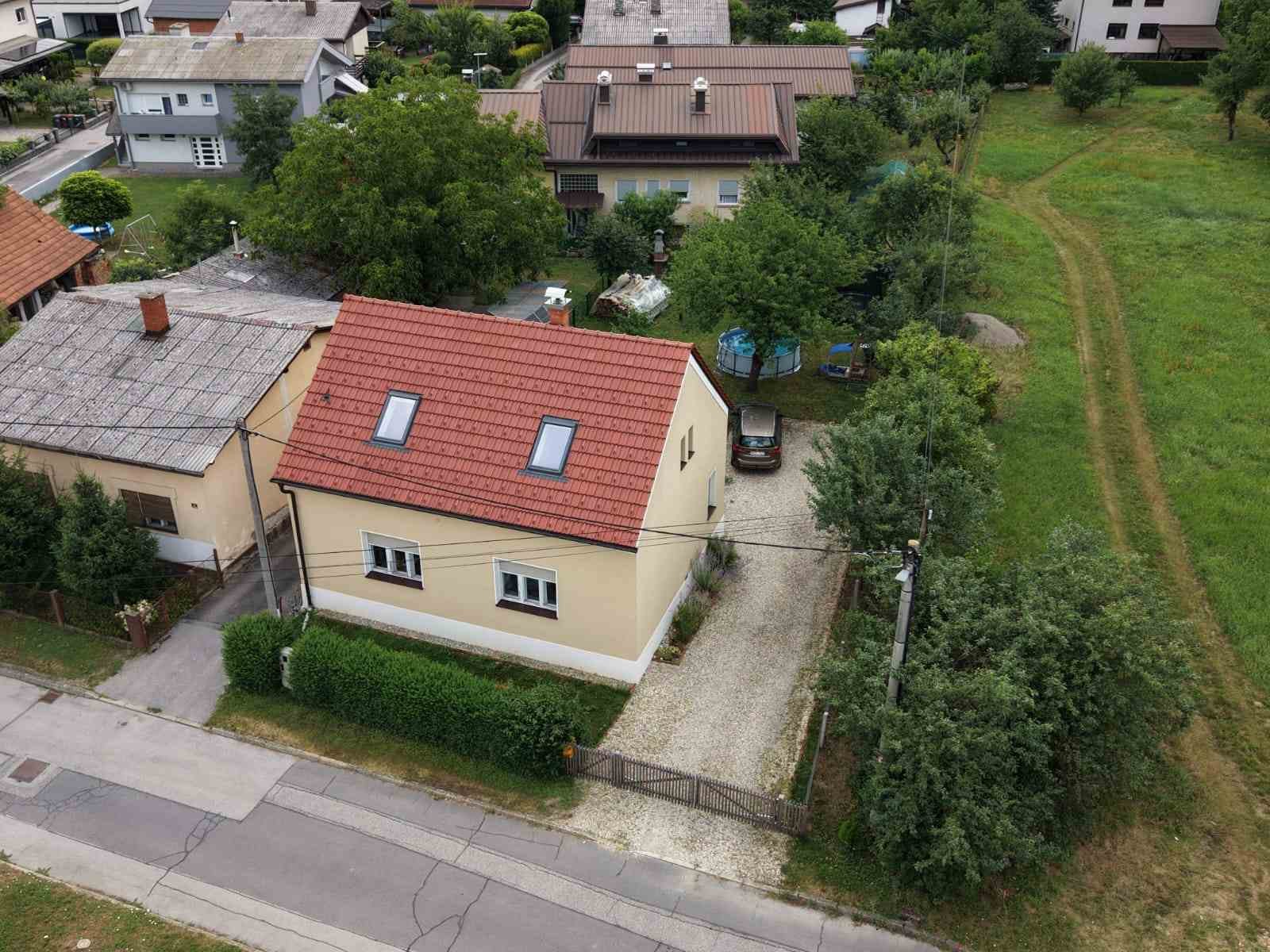 PRODAJA,HIŠA,SAMOSTOJNA