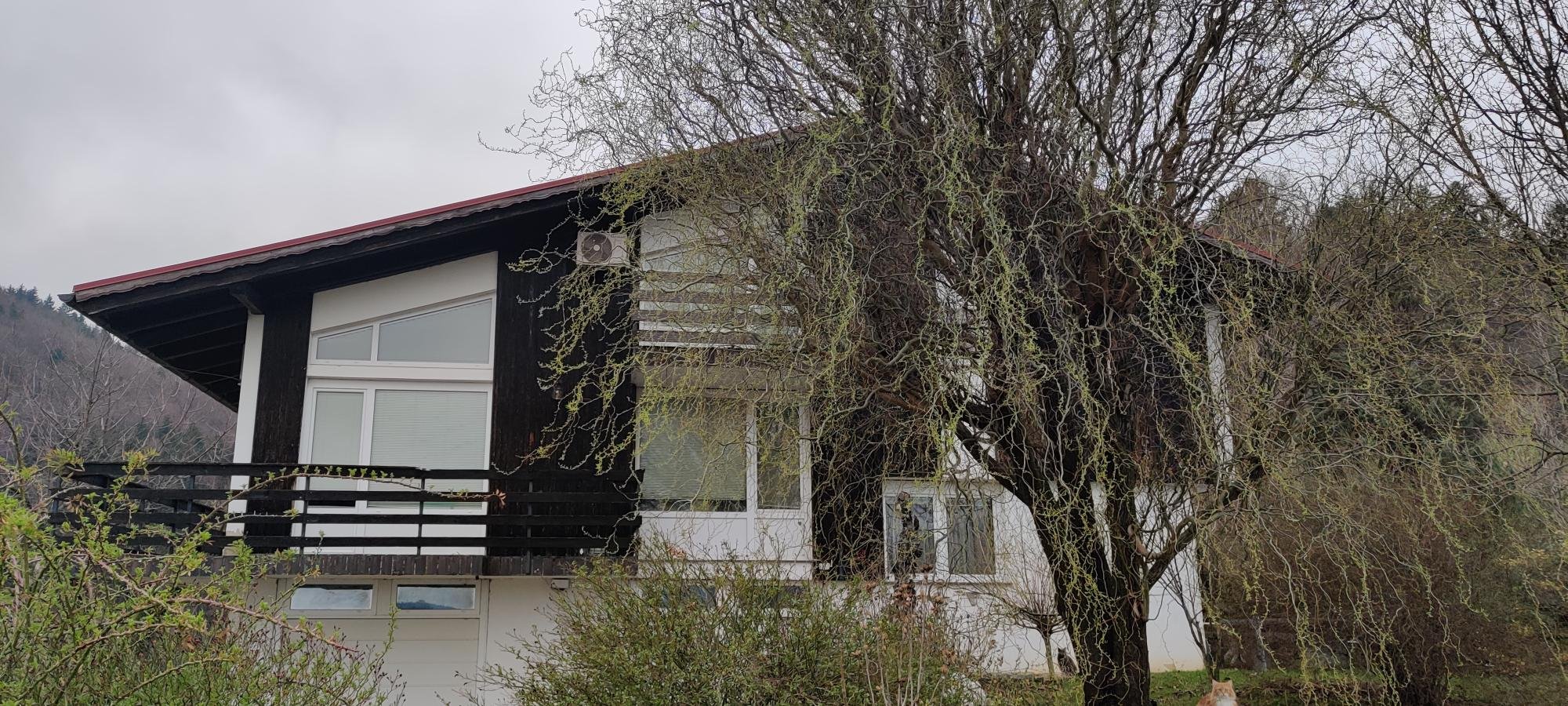 PRODAJA,HIŠA,SAMOSTOJNA — Jamniška cesta 10